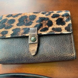 Leopard leather wallet